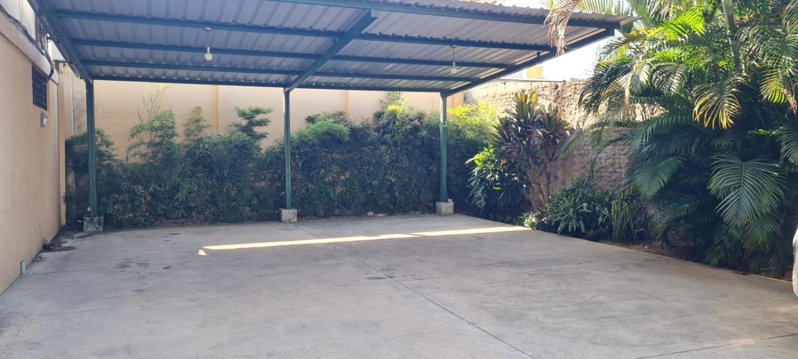 Hostal Solar Del Puerto Machala Ngoại thất bức ảnh