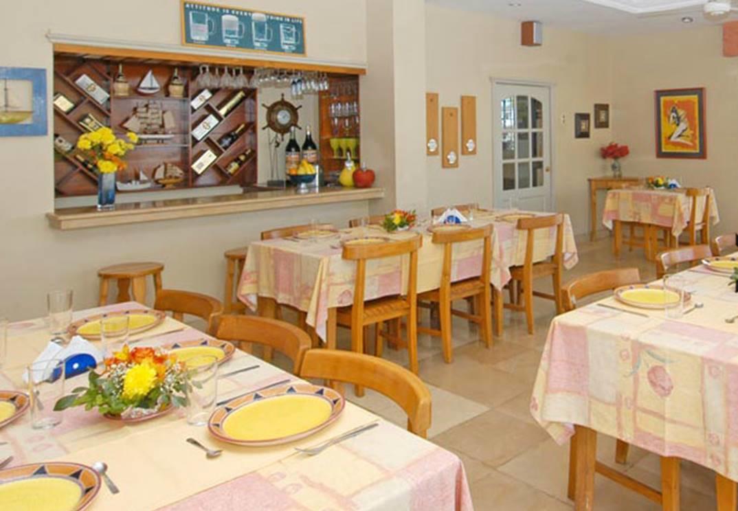 Hostal Solar Del Puerto Machala Ngoại thất bức ảnh